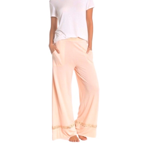 NWT Intimately FREE PEOPLE Maddie Wide Leg W/ Lace Trim Lounge/Sleep Pants SZ XS - Picture 2 of 7